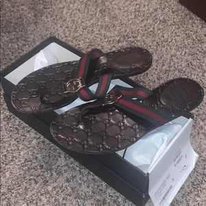 Gucci thong sandal